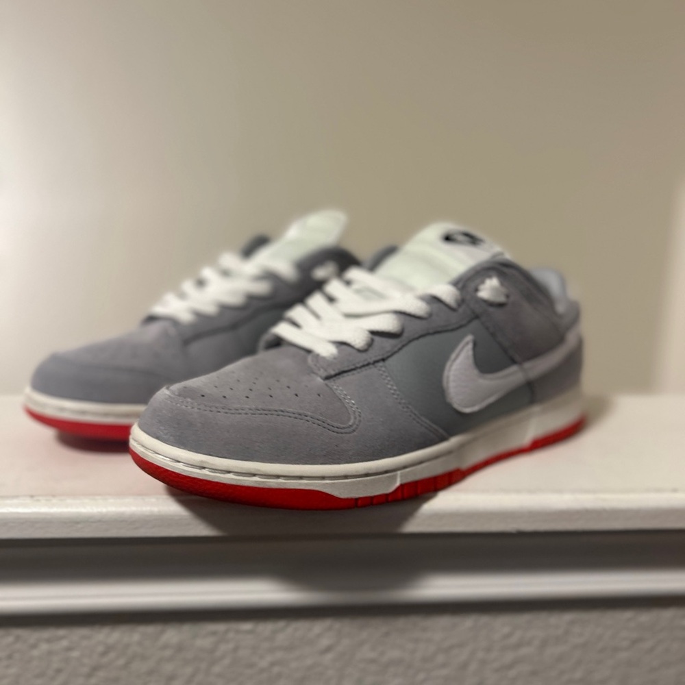 Nike SB Dunk Low Pro ISO ‘Orange Label Wolf Grey Gum’